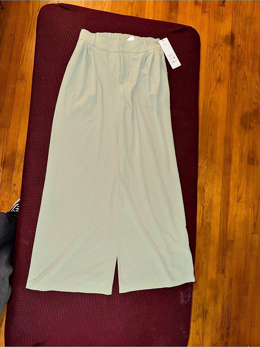 ALO Wide Leg Pants